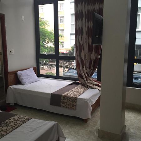 Anh Thuan Hotel 1 Cat Ba Island Buitenkant foto