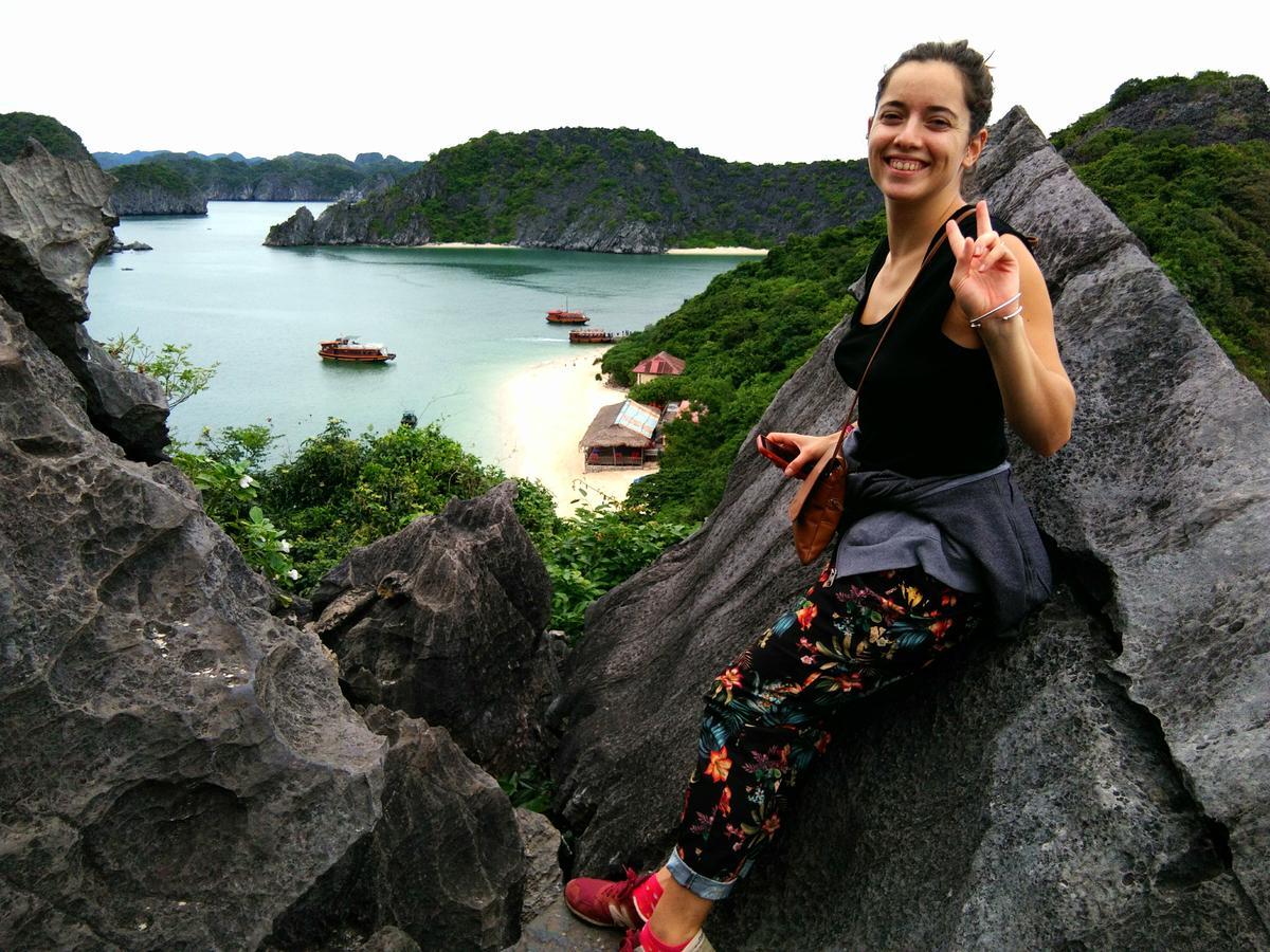 Anh Thuan Hotel 1 Cat Ba Island Buitenkant foto