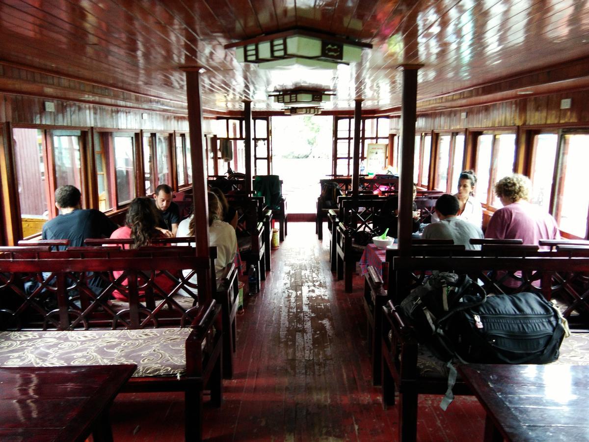 Anh Thuan Hotel 1 Cat Ba Island Buitenkant foto